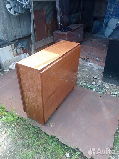 Стол-тумба раскладывается