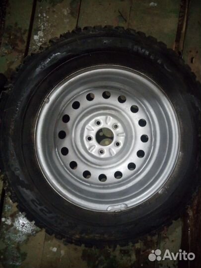 Kumho 722 215/65 R16 19B