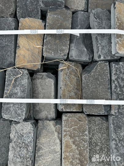 Брусчатка из натурального камня шунгита