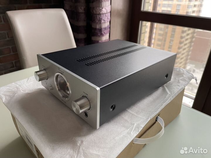 Усилитель для наушников Vincent KHV-200