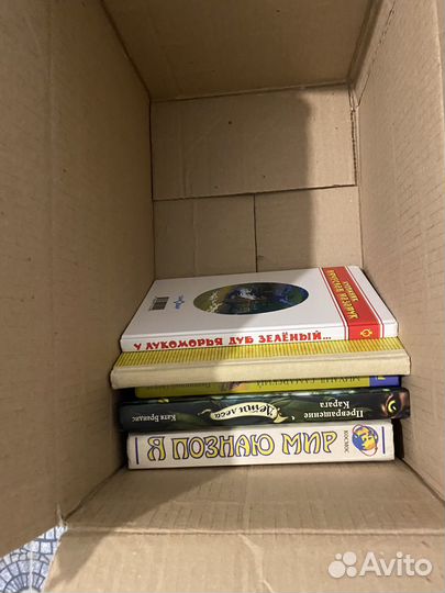 Отдаю книги почти бесплатно