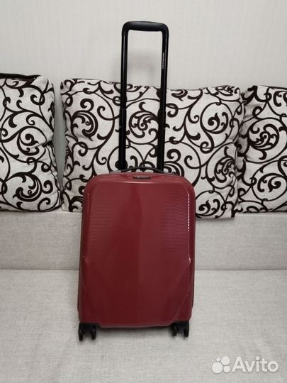 Чемодан на колесах ручная кладь