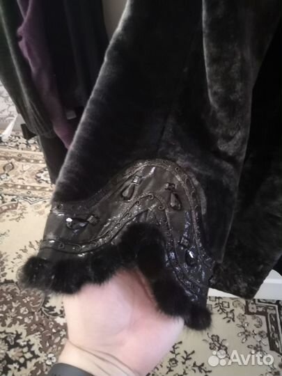 Шуба мутоновая с капюшоном