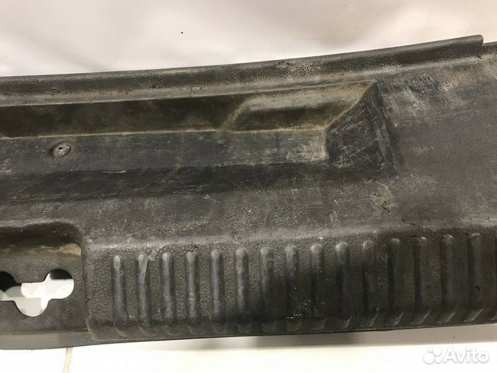 Обшивка багажника VW Polo Sedan