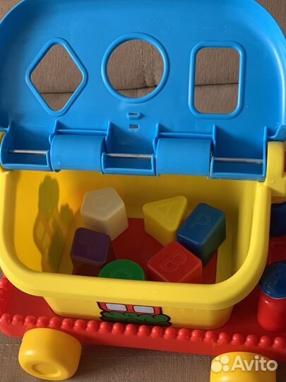 Обучающие музыкальные игрушки FisherPrice и другие