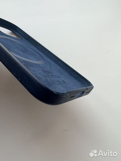 Чехол на iPhone 12