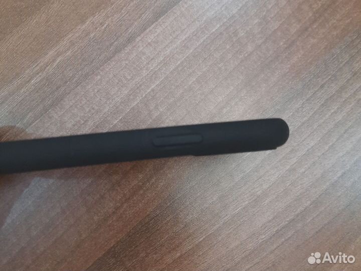 Чехол на iPhone 11 + защитное стекло
