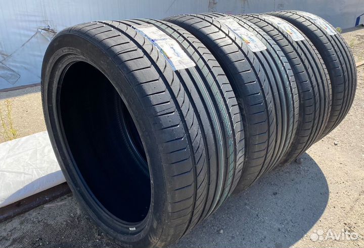 Continental ContiSportContact 5P 315/30 R21 и 275/35 R21 105Y