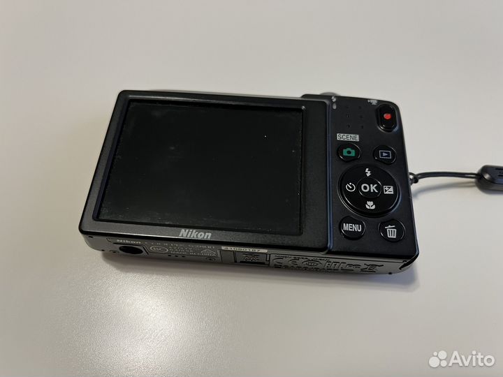 Цифровой фотоаппарат nikon