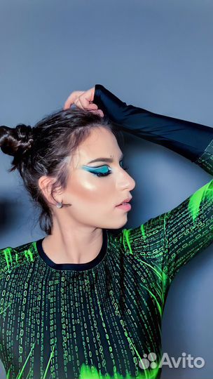 Модель на макияж