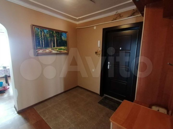 4-к. квартира, 71 м², 5/5 эт.