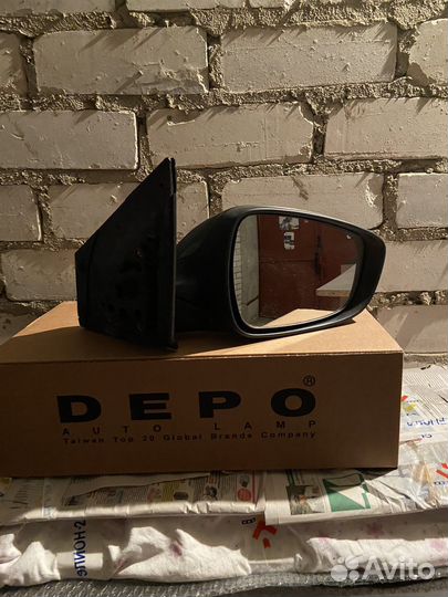 Боковое зеркало на hyundai solaris 1