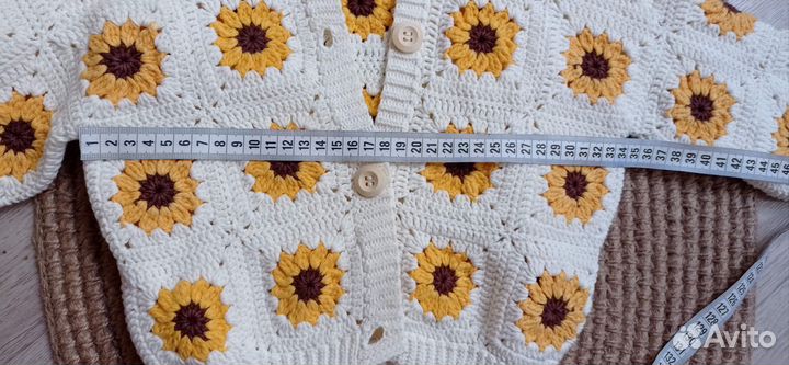 Вязаный кардиган на девочку 80-86