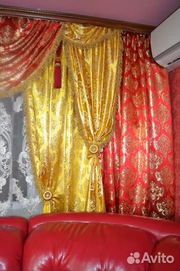 Шторы из золотой парчи 4м 17см х 2м 80см