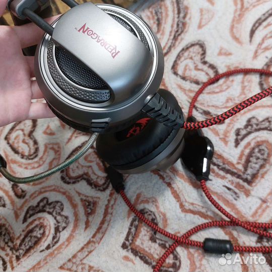 Игровые наушники RedDragon Berserk Pro