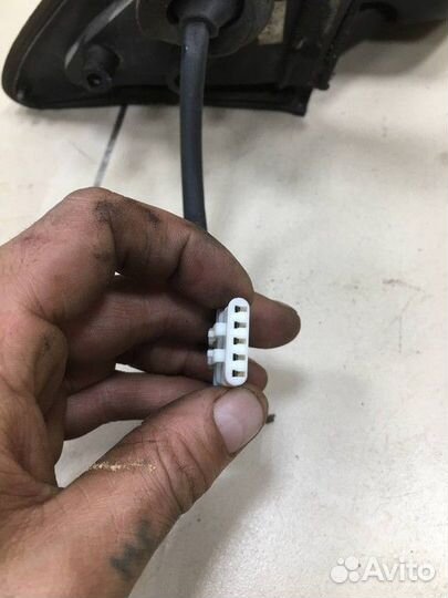 Зеркало заднего вида боковое правое электрическое