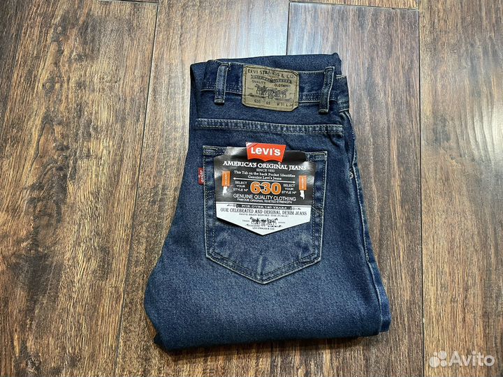 Мужские джинсы levis 630 потертые