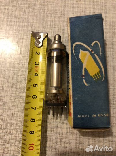 Лампа электронная времен СССР