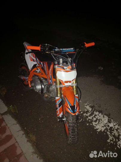 Продаю питбайк Motolend crf10