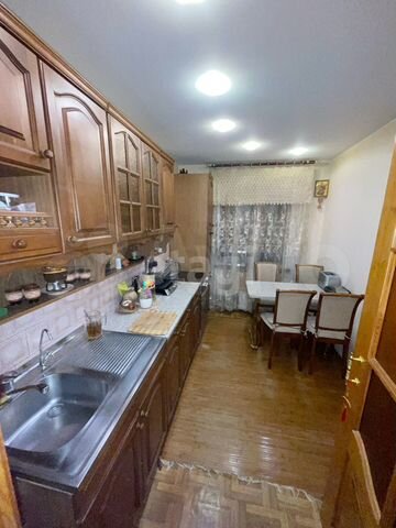 3-к. квартира, 77 м², 8/14 эт.