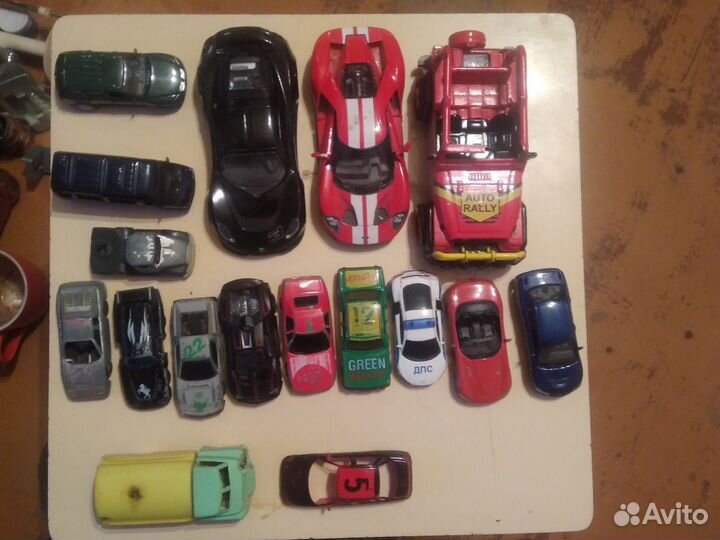 Модели машинок метал