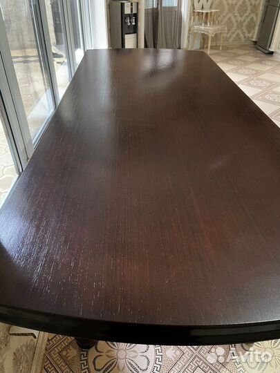 Кухонный стол