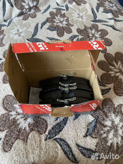 Тормозные колодки TRW GDB 1496