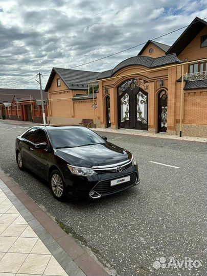 Toyota Camry 2.5 AT, 2015, 230 000 км