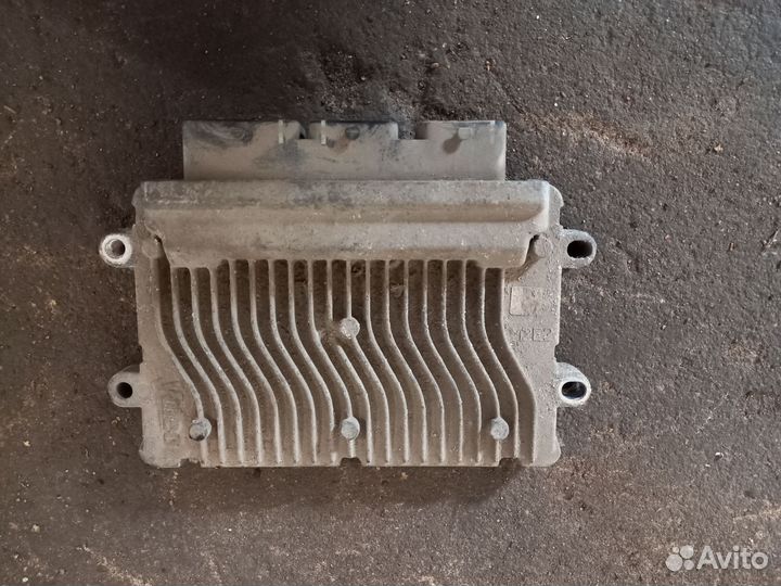 Блок управления двигателем Citroen Berlingo m59