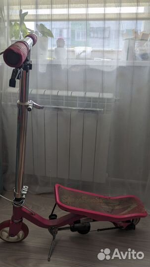 Самокат (инерционный)