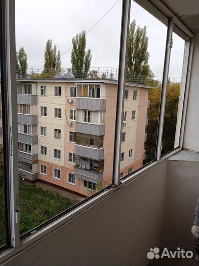 Алюминиевая конструкция на балкон