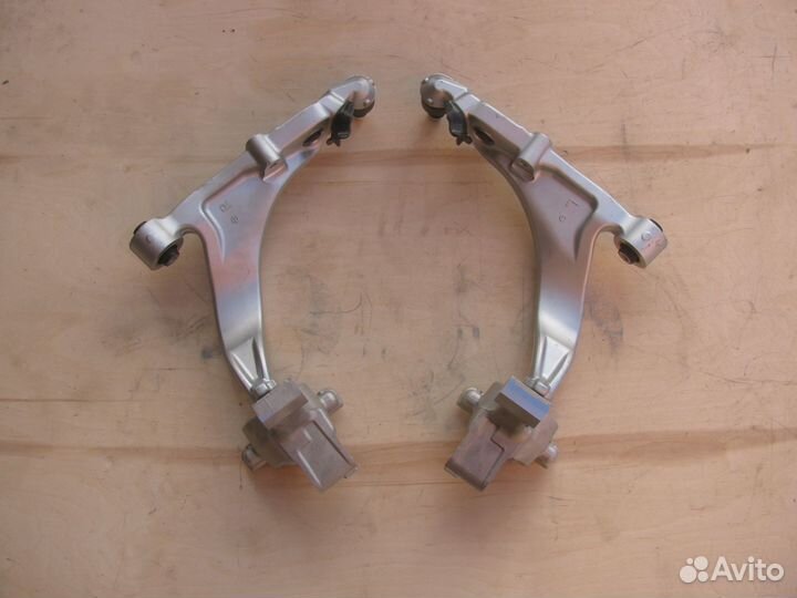 Рычаги нижние Infiniti FX35 FX37 QX70 S51