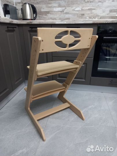 Детский растущий стул