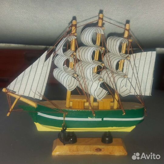 Модель корабля