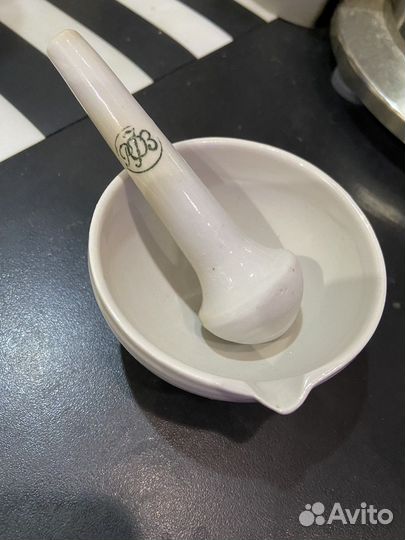 Ступа лабораторная с пестиком рфз фаянс СССР