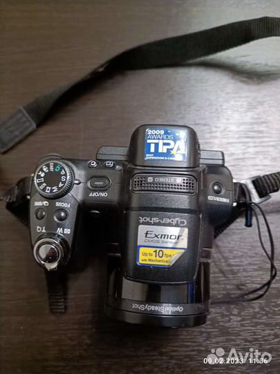 Цифровой фотоаппарат sony