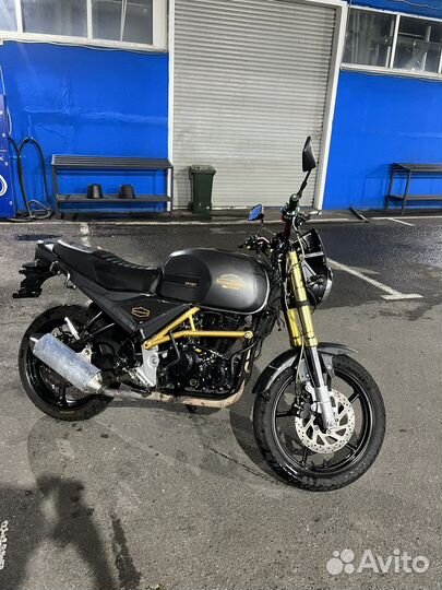 Мотоцикл 250 skrambler