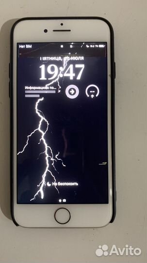 Телефон iPhone 8 64 gb