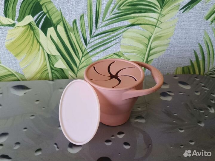 Новый силиконовый стакан для перекусов