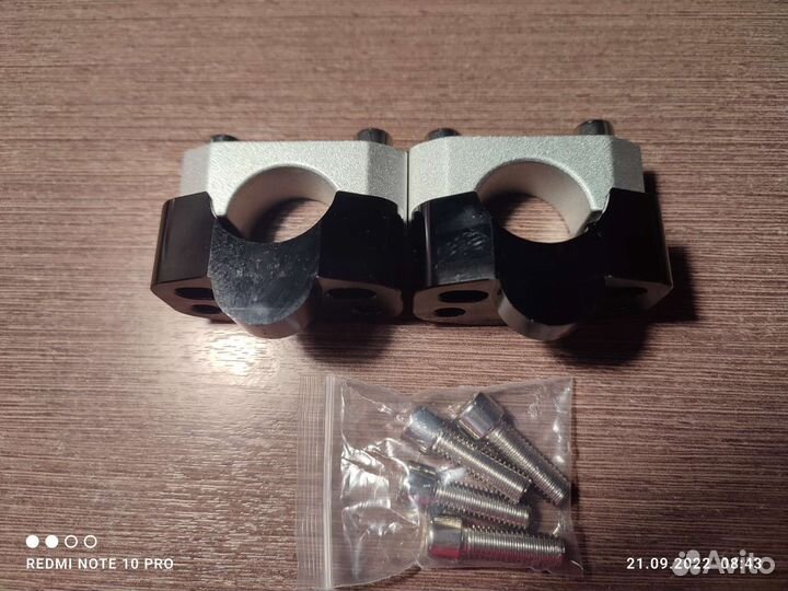 Крепления для руля на мотоцикл