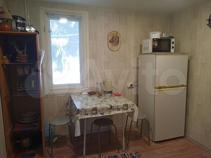 Дом 35 м² на участке 3 сот.