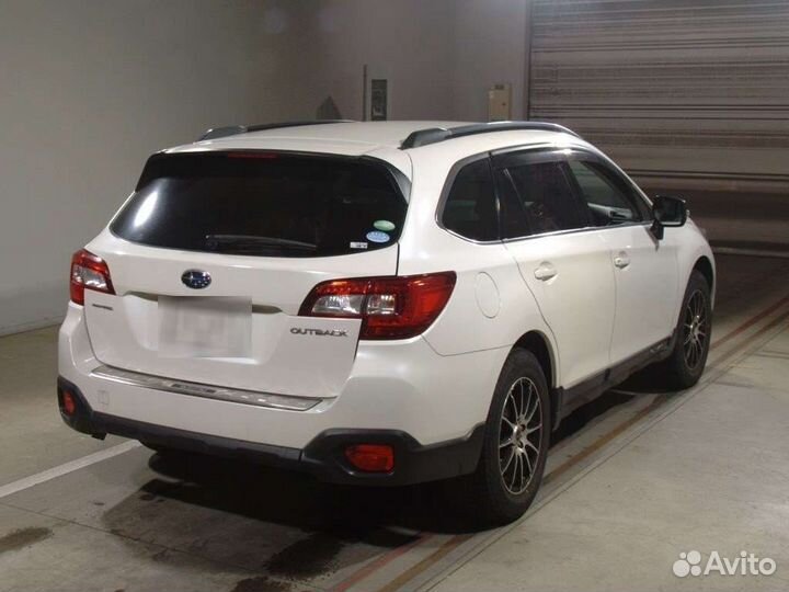 В разборе subaru outback 2017