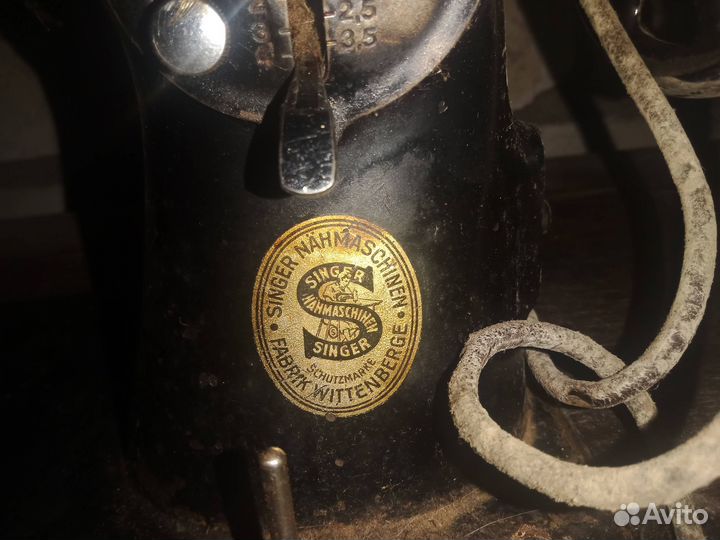 Швейная машина зингер