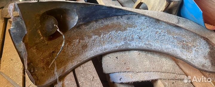 Крылья Газ 69