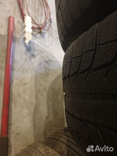 Michelin MXE Green 235/60 R18