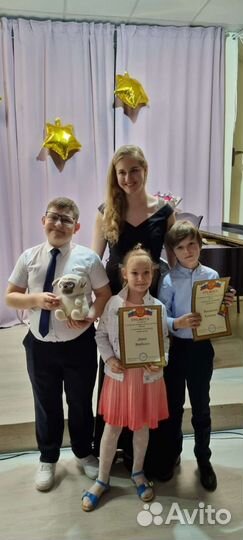 Репетитор по игре на скрипке