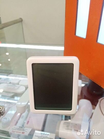 Метеостанция Xiaomi термометр / гигрометр / часы