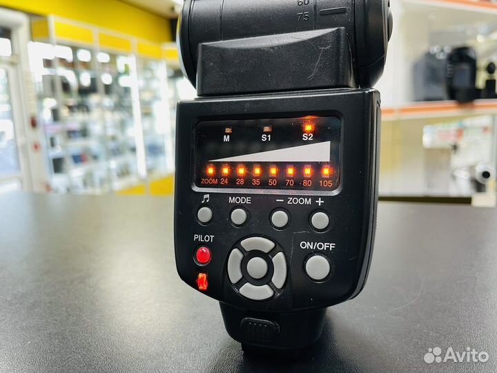 Вспышка YongNuo Speedlite YN560 / Sony