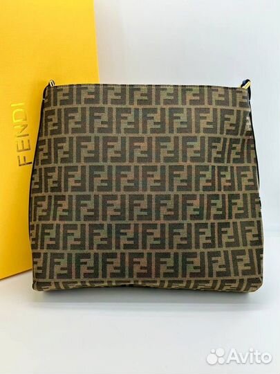 Сумка Fendi