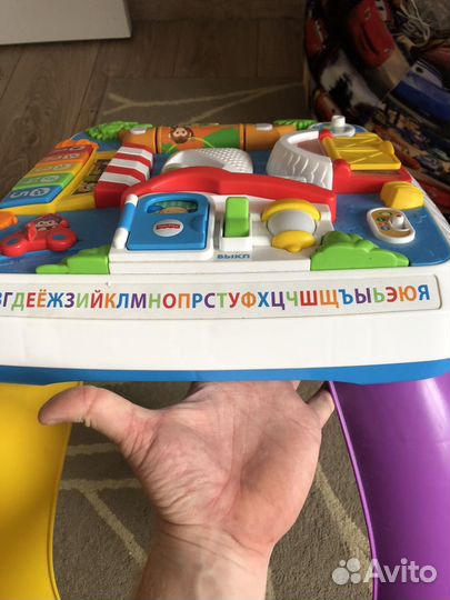 Развивающий столик fisher price